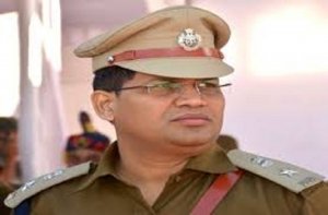पुलिस अधिकारी गुड़ गोबर करने में लगे सीसीटीएनएस योजना को - एस एस पी यादव