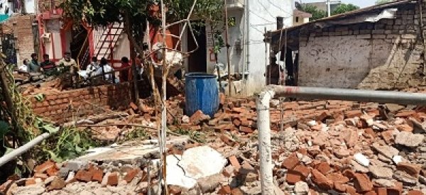 मित्तल हॉस्पिटल के द्वारा निगम के संपवेल पर किया जा रहा था कब्जा, निगम ने की कार्रवाई
