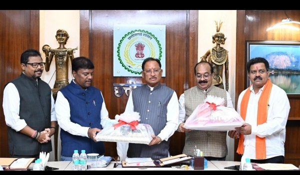 छत्तीसगढ़ हर्बल्स के दिवाली गिफ्ट पैक लॉन्च, वनांचल के उत्पादों को मिलेगा नया बाजार