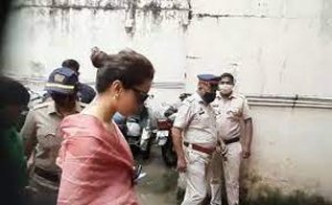 मानहानि केस मामले में कंगना रनौत और जावेद अख्‍तर आमने-सामने, बॉलीवुड एक्‍ट्रेस ने लगाया धमकी देने का आरोप