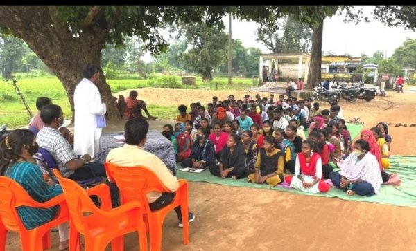 खनिज प्रभावित क्षेत्र के युवाओं को कौशल उन्नयन प्रशिक्षण हेतु काउंसलिंग का आयोजन