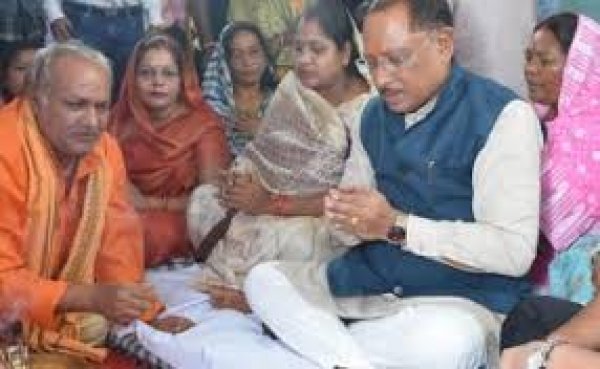 मुख्यमंत्री  विष्णुदेव साय ने कुनकुरी में मातृ-शिशु चिकित्सालय की रखी आधारशिला