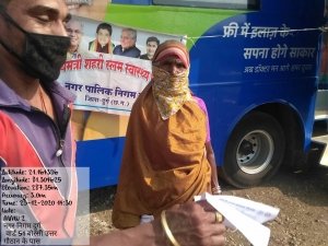 216 ने स्लम स्वास्थ्य शिविर में लिये निःशुल्क दवाई   कल हरनाबांधा तालाब किनारे और इंदिरा कालोनी सामुदायिक भवन लगेगा शिविर